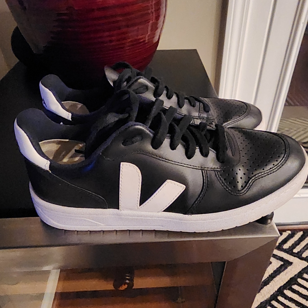 Veja V-10 Sneakers- 39